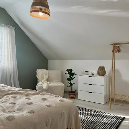 Apartmán Domcek Nad Jazerom *